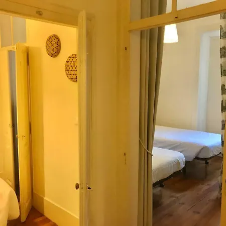 Charming Flat-3